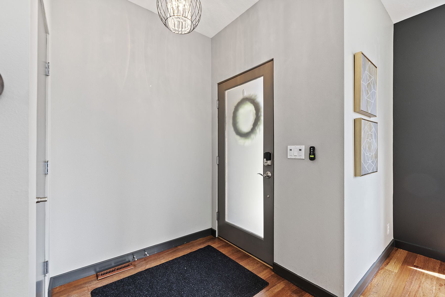 Entry foyer with hardwood floors at a Boise Hyde Park vacation rental